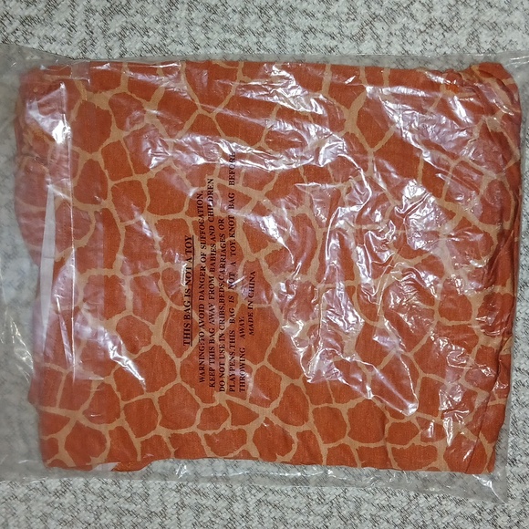 K Jordan S Orange Giraffe Print Twist Shark Bite Top - Picture 5 of 5